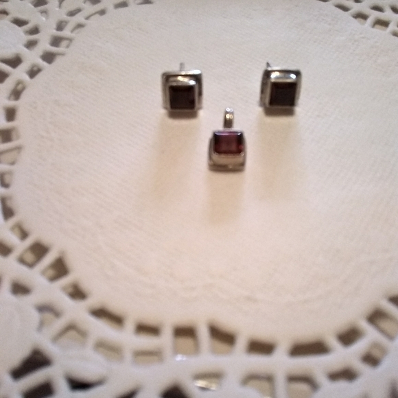 🌷 Eddie Bauer Silver earrings and pendant set - Picture 3 of 4